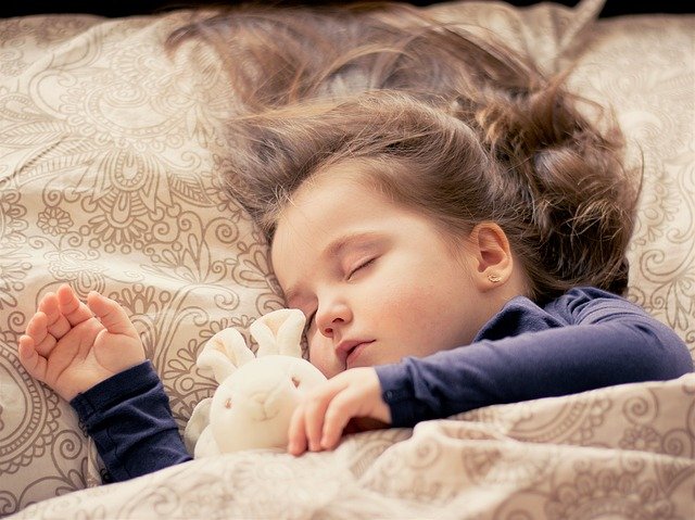 昼寝の力：勉強と記憶を向上させる効果的な睡眠戦略